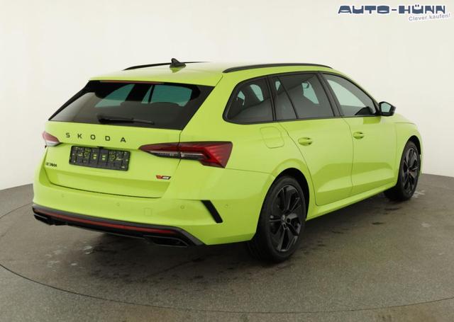 Skoda Octavia Combi 2.0 TSI 195 kW RS DSG, AHK, Navi, Matrix, Side, Winter, 5 J.-Garantie 