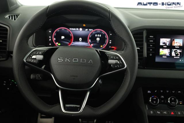 Skoda Karoq Sportline 1.5 TSI DSG Sportline, AHK, Navi, CANTON, Matrix, AreaView, Side, Kamera, el. Klappe, FS-beheizbar 