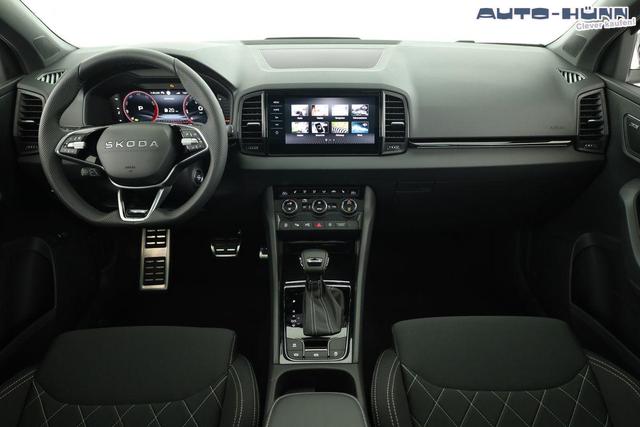 Skoda Karoq Sportline 1.5 TSI DSG Sportline, Pano, AHK, Navi, CANTON, Matrix, AreaView, Side, FS-beheizbar, 19-Zoll 