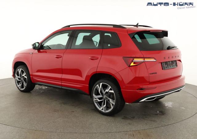 Skoda Karoq Sportline 1.5 TSI DSG Sportline, Pano, AHK, Navi, CANTON, Matrix, AreaView, Side, FS-beheizbar, 19-Zoll 
