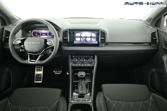 Skoda Karoq Sportline 1.5 TSI DSG Sportline, Pano, AHK, Navi, CANTON, Matrix, AreaView, Side, FS-beheizbar, 19-Zoll 