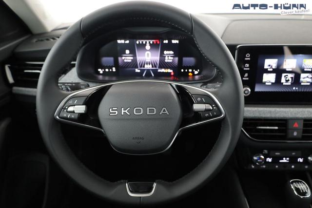 Skoda Kamiq Selection 1.5 TSI Selection, AHK, LED, Kamera, Ladeboden, Winter 
