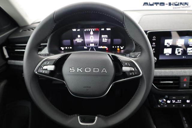 Skoda Kamiq Selection 1.5 TSI Selection, AHK, LED, Kamera, Ladeboden, Winter 