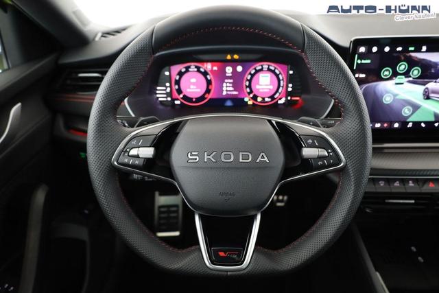 Skoda Octavia Combi 2.0 TSI 195 kW RS DSG, Pano, Standheizung, AHK, Navi, Matrix, Canton, Side, Winter, 5 J.-Garantie 