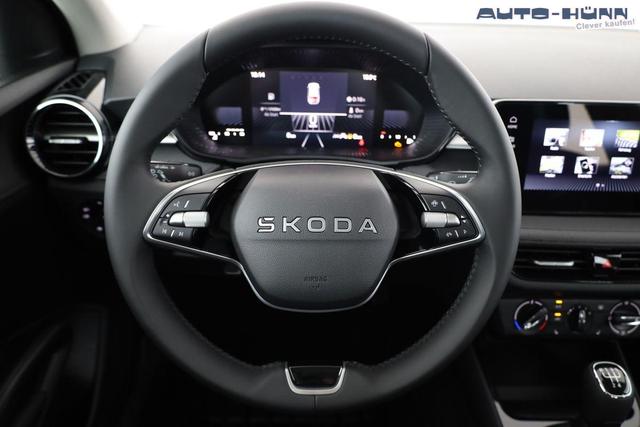 Skoda Fabia Selection 1.0 TSI Selection, Ladeboden, Park, Winterpaket, SmartLink, 4 J.-Garantie 