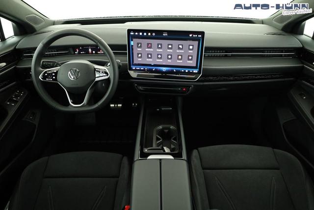 Volkswagen ID.7 Pro Black, AHK, HuD, IQ.Light, IQ.Drive, AreaView, Side, Winter, 19-Zoll 