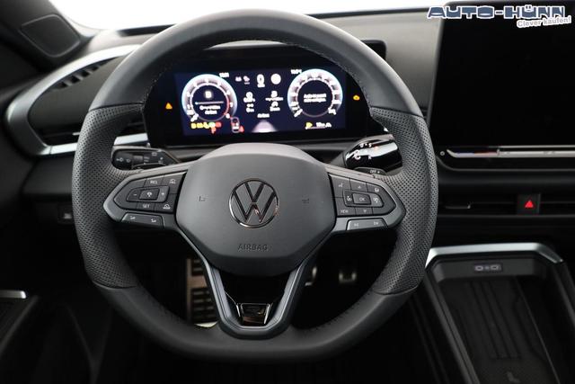 Volkswagen T-Roc 1.5 eTSI 110 kW R-Line DSG Black, neues Modell, 19-Zoll, Winter, sofort 
