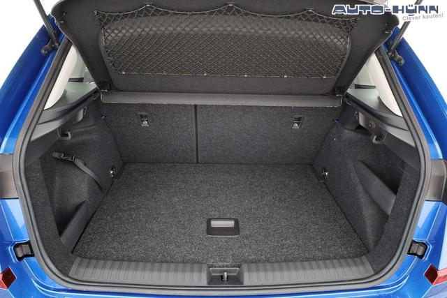 Skoda Kamiq Selection 1.5 TSI DSG Selection, LED, Kamera, Ladeboden, Winter, 16-Zoll 