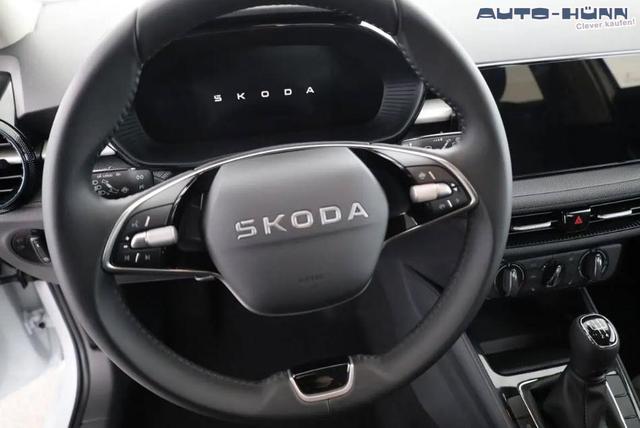 Skoda Fabia Selection 1.0 TSI 130 Jahre, LED, Kamera, Winter, Sunset, 15-Zoll 