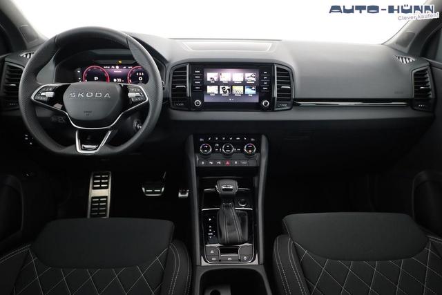 Skoda Karoq Sportline 1.5 TSI DSG Sportline, Pano, AHK, Navi, CANTON, Matrix, AreaView, Side, el. Klappe, FS-beheizbar, 5 J.-Garantie 