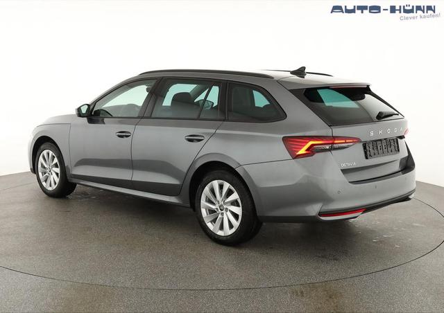 Skoda Octavia Combi 1.5 TSI 110 kW Selection Selection, AHK, LED, Side, ACC, Kamera, 17-Zoll 