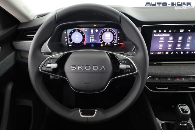 Skoda Octavia Combi 1.5 TSI 110 kW Selection Selection, AHK, LED, Side, ACC, Kamera, 17-Zoll 