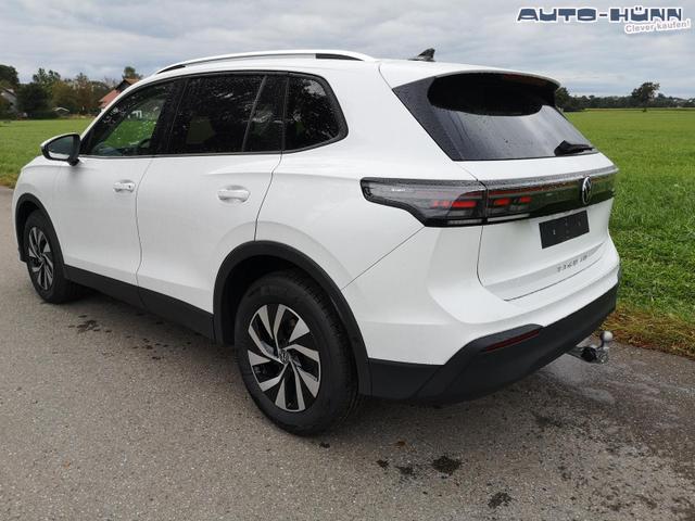 Volkswagen Tiguan 2.0 TDI 110 kW Life Pano IQ LED Head GV5 AHK 360 