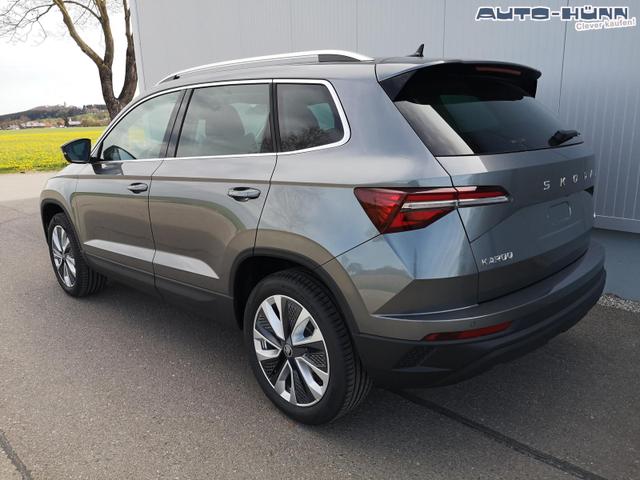 Skoda Karoq Selection 2.0 TDI DSG 4x4 GV5 AHK 18 Ladeb 