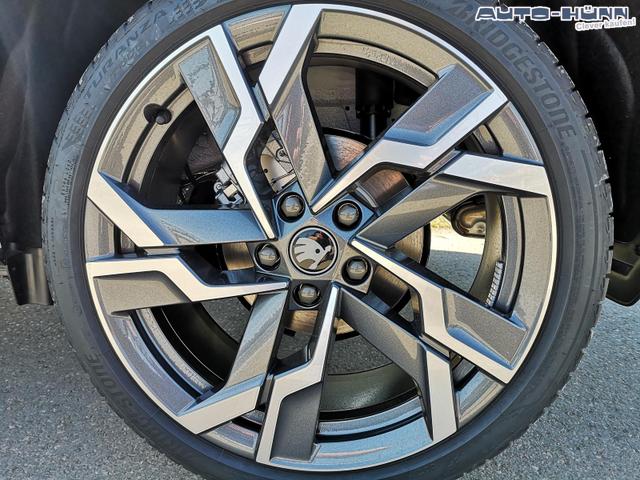 Skoda Karoq Sportline 2.0TDI DSG 4x4 AHK Matrix Leder 19 Zoll 