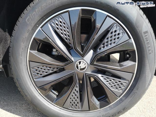 Skoda Karoq Sportline 2.0TDI DSG 4x4 AHK Matrix Navi ACC 