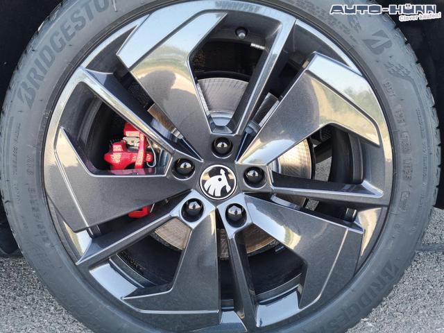 Skoda Octavia Combi 2.0 TSI 195 kW RS Kombi 2.0TSI Pano Matrix Area AHK Sound GV5 