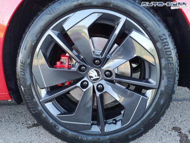 Skoda Octavia Combi 2.0 TSI 195 kW RS Kombi ABT 2.0TSI Pano Matrix Area AHK Sound GV5 