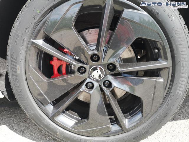 Skoda Octavia Combi 2.0 TSI 195 kW RS Kombi 2.0TSI Pano Matrix Area AHK Sound GV5 