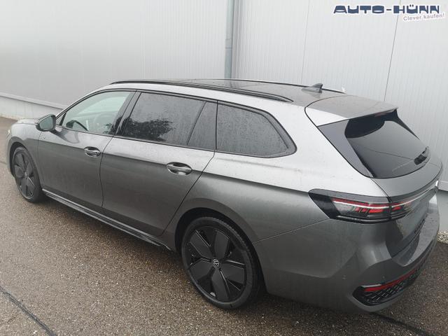Volkswagen Passat Variant 2.0 TDI 142 kW 4Motion R-Line DSG Pano 19 Zoll Head Up AHK Navi 