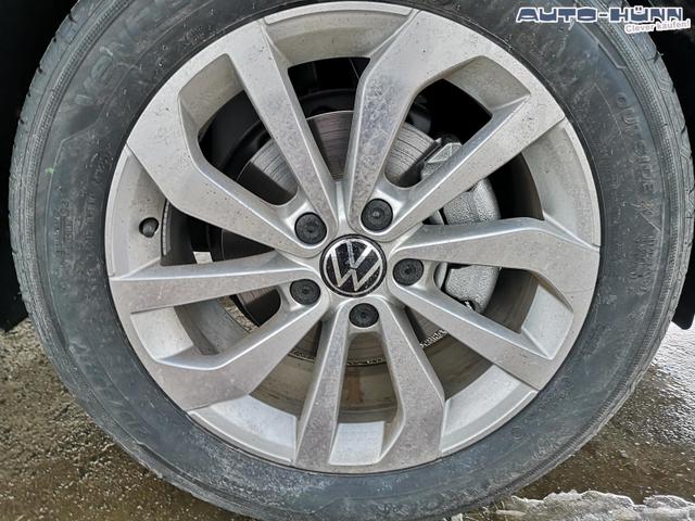 Volkswagen T-Roc LIFE 1.5 TSI DSG GV5 PDC Kamera ACC LED Sunset 17 Zoll 