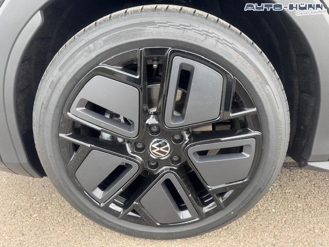 Volkswagen T-Roc 1.5 eTSI 110 kW R-Line Pano Black GV5 19 Zoll 