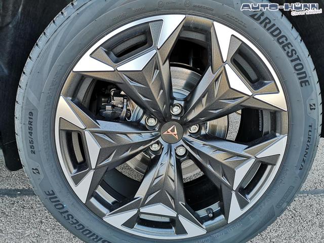 Cupra Terramar 2.0 TSI 195 kW 4Drive VZ 2.0TSI AHK ACC el. Hk Pano GV5/100TKM 