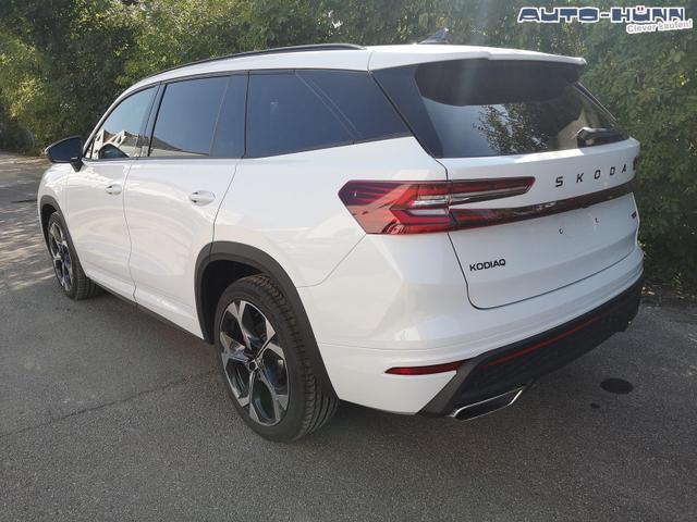 Skoda Kodiaq 2.0 TSI 195 kW 4x4 RS DSG AHK 7 Sitzer Pano Head GV5 