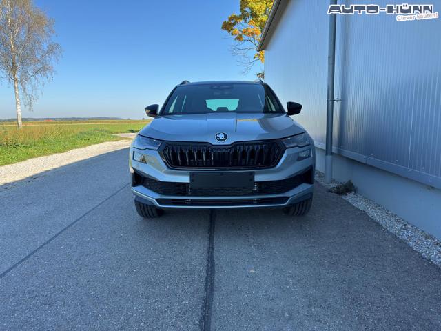 Skoda Karoq Sportline 2.0TDI DSG 4x4 AHK Matrix Leder 19 Zoll 