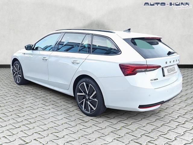 Skoda Octavia Combi 1.5 TSI mHEV 110 kW Sportline eTSI DSG Pano AHK 