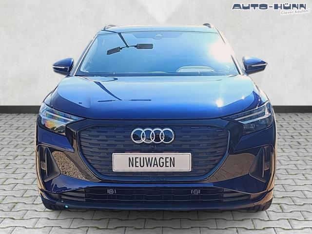 Audi Q4 e-tron 45 basis quattro S / Ext.Paket S-line Pano 
