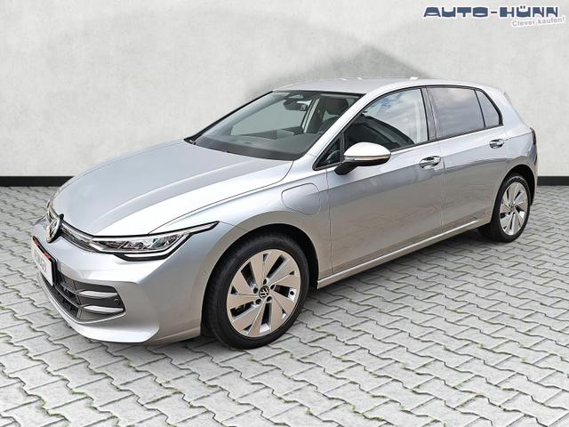 Volkswagen Golf 1.5 TSI eHybrid 150 kW Life Park&Comfort Pro Kamera 