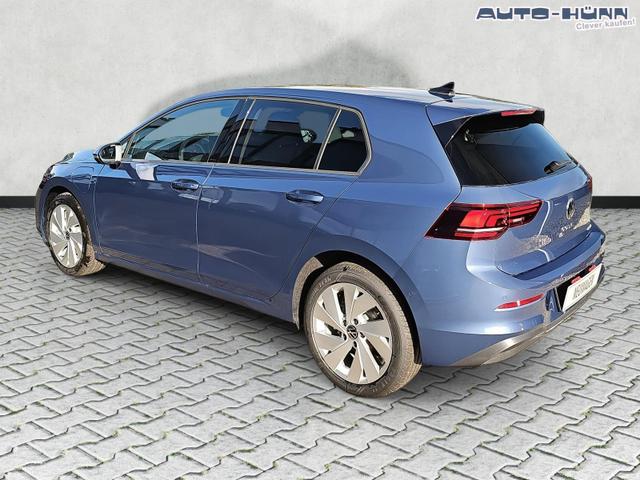 Volkswagen Golf 1.5 TSI eHybrid 150 kW Life Park&Comfort Pro Kamera 