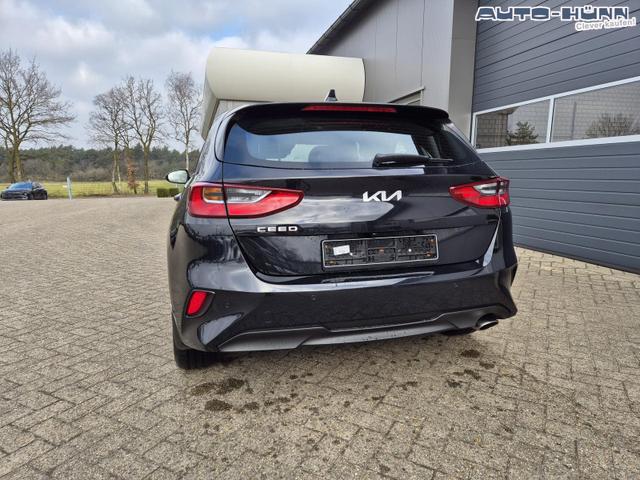 Kia Ceed Vision 1.5 T-GDi 140PS Automatik Klimaautomatik Alarmanlage Sitzheizung Lenkradheizung Navi PDC Rückf.Kamera Bluetooth Touchscreen Apple CarPlay Android Auto Tempomat 