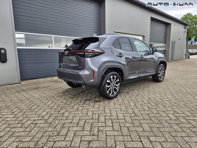 Toyota Yaris Cross 1.5VVT-iE 130PS Automatik Teamplayer Klimaautomatik Sitzheizung Lenkradheizung PDC v+h Rückf.Kamera 17-LM abged.Scheiben 2xKeyless DAB+ Bluetooth Touchscreen Apple CarPlay Android Auto 