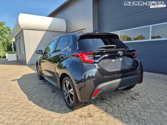Toyota Yaris 1.5VVT-iE 116PS Automatik Teamplayer Klimaautomatik Sitzheizung Lenkradheizung Rückf.Kamera 16-LM abged.Scheiben 2xKeyless DAB+ Bluetooth Touchscreen Apple CarPlay Android Auto ACC 