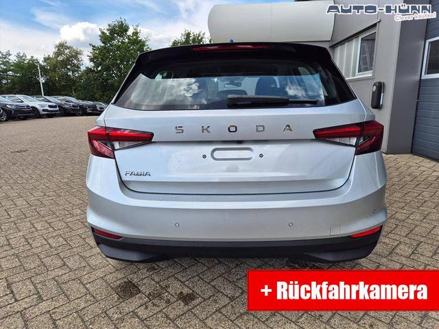Skoda Fabia 1.0 TSI 115PS DSG Selection 5-t&uuml;rig R&uuml;ckf.Kamera Parksensoren Sitzheizung Multifunktionslenkrad Klima Skoda-Radio Bluetooth Touchscreen Tempomat Nebelsch. Apple CarPlay + Android Auto 
