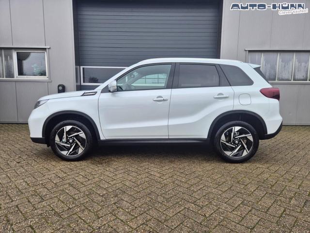 Suzuki Vitara Comfort+ 110PS Automatik MHEV 4x4 ALLGRIP 1.4 Boosterjet Allrad Teilleder Navi Klimaautomatik Sitzheizung ACC PDC v+h Rückf.Kamera Suzuki-Radio Apple CarPlay Android Auto Touchscreen 2xKeyless 17-LM 