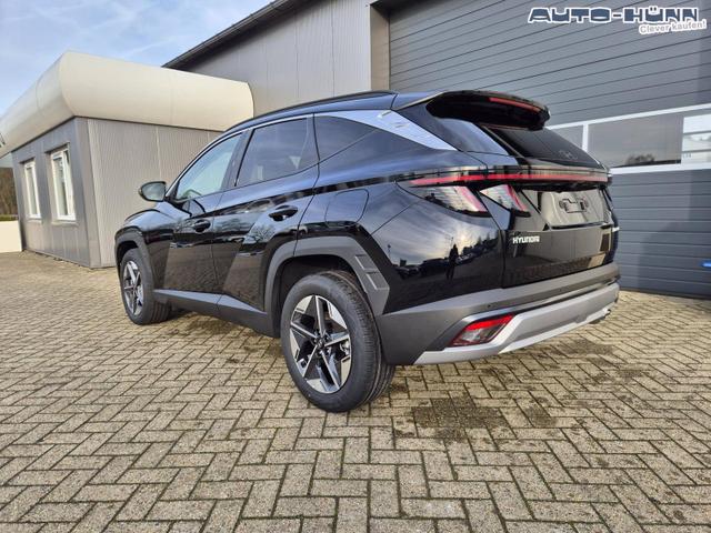 Hyundai TUCSON Trend 1.6 T-GDI 150PS Automatik TZ 2026 Teil-Leder Sitzheizung v+h Lenkradheizung Klimaautomatik Navi Touchscreen DAB+ Apple CarPlay + Android Auto PDC R&uuml;ckf.-Kamera Matrix-LED-Scheinw. 