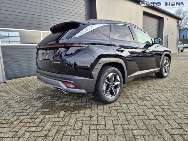 Hyundai TUCSON Trend 1.6 T-GDI 150PS Automatik TZ 2026 Teil-Leder Sitzheizung v+h Lenkradheizung Klimaautomatik Navi Touchscreen DAB+ Apple CarPlay + Android Auto PDC R&uuml;ckf.-Kamera Matrix-LED-Scheinw. 