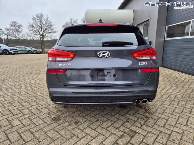 Hyundai i30 Kombi 1.6 T-GDI 150PS Automatik N-Line MY2026 Sitzheizung Lenkradheizung Klimaautomatik Navi 10,3"-Touchscreen Bluelink Apple CarPlay + Android Auto PDC v+h R&uuml;ckf.Kamera 18-LM 
