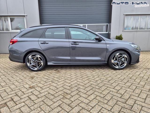 Hyundai i30 Kombi 1.6 T-GDI 150PS Automatik N-Line MY2026 Sitzheizung Lenkradheizung Klimaautomatik Navi 10,3"-Touchscreen Bluelink Apple CarPlay + Android Auto PDC v+h R&uuml;ckf.Kamera 18-LM 