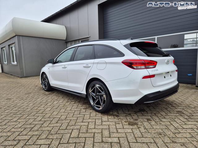 Hyundai i30 Kombi 1.6 T-GDI 150PS Automatik N-Line MY2026 Sitzheizung Lenkradheizung Klimaautomatik Navi 10,3"-Touchscreen Bluelink Apple CarPlay + Android Auto PDC v+h R&uuml;ckf.Kamera 18-LM 