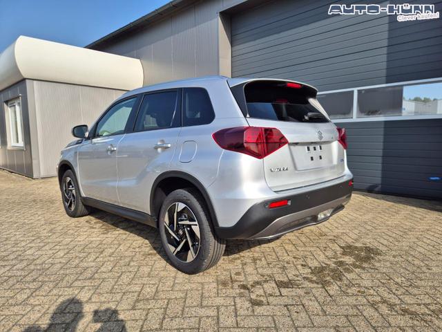 Suzuki Vitara Comfort+ 110PS Automatik MHEV 1.4 Boosterjet Teilleder Navi Klimaautomatik Sitzheizung ACC PDC v+h R&uuml;ckf.Kamera Suzuki-Radio Apple CarPlay Android Auto Touchscreen 2xKeyless 17-LM 
