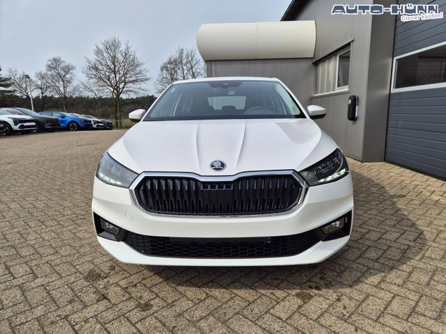 Skoda Fabia 1.0 TSI 95PS Selection 5-t&uuml;rig R&uuml;ckf.Kamera Parksensoren Sitzheizung Multifunktionslenkrad Klima Skoda-Radio Bluetooth Touchscreen Tempomat Nebelsch. Apple CarPlay + Android Auto 