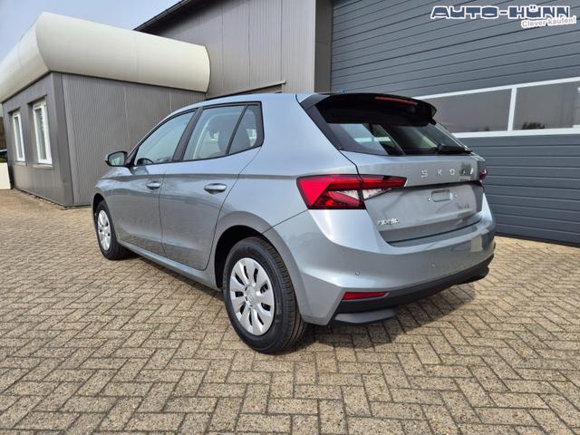 Skoda Fabia 1.0 TSI 95PS Selection 5-t&uuml;rig R&uuml;ckf.Kamera Parksensoren Sitzheizung Multifunktionslenkrad Klima Skoda-Radio Bluetooth Touchscreen Tempomat Nebelsch. Apple CarPlay + Android Auto 