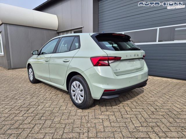 Skoda Fabia 1.0 TSI 95PS Selection 5-t&uuml;rig R&uuml;ckf.Kamera Parksensoren Sitzheizung Multifunktionslenkrad Klima Skoda-Radio Bluetooth Touchscreen Tempomat Nebelsch. Apple CarPlay + Android Auto 