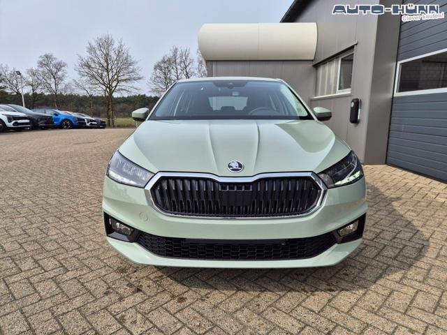 Skoda Fabia 1.0 TSI 95PS Selection 5-t&uuml;rig R&uuml;ckf.Kamera Parksensoren Sitzheizung Multifunktionslenkrad Klima Skoda-Radio Bluetooth Touchscreen Tempomat Nebelsch. Apple CarPlay + Android Auto 