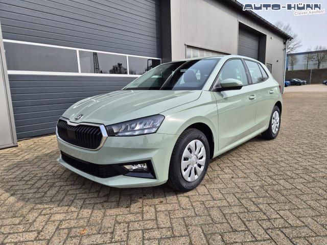 Skoda Fabia 1.0 TSI 95PS Selection 5-t&uuml;rig R&uuml;ckf.Kamera Parksensoren Sitzheizung Multifunktionslenkrad Klima Skoda-Radio Bluetooth Touchscreen Tempomat Nebelsch. Apple CarPlay + Android Auto 
