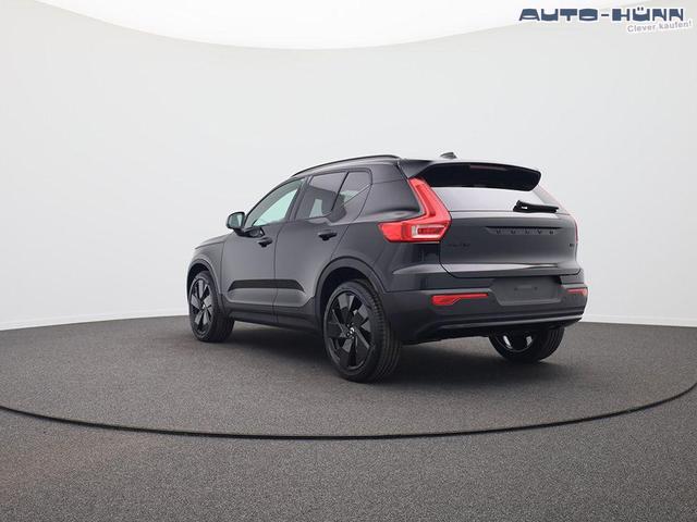 Volvo XC40 2.0 Black Edition Plus B4 Mild-Hybrid 197PS Automatik elektr. PanoDach R&uuml;ckf.Kamera PDC v+h ACC el.Heckklappe Harma/Kadon-Sound Klimaautomatik Sitzheizung Lenkradheizung Apple CarPlay Android Auto 20-LM 